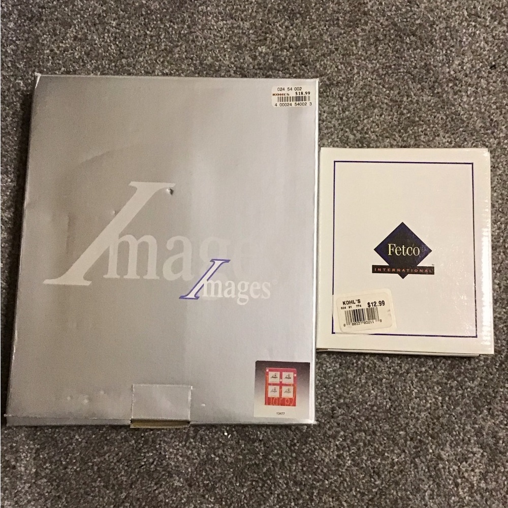 Photo Frames. 3.5 x 5 metal frame & Hard foam 3 x 3 with 4 frames NEW